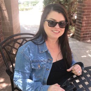 Meet your Posher, Alise